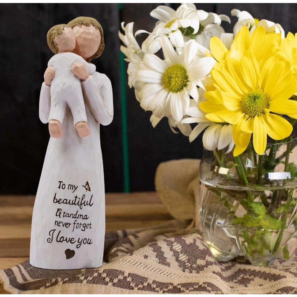 Grandma & Child Gift Sculpted Hand-Painted Figurine Table Top Birthday NIB